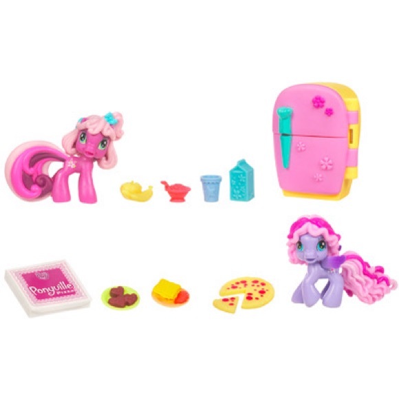 NWT My Little Pony Ponyville Cooking Pizza Party w/ Cheerilee & StarSong Toy Set - Picture 3 of 3